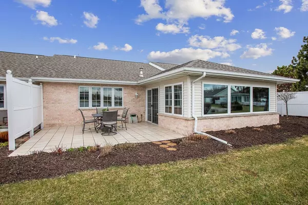 Green Bay, WI 54311,1664 TWIN LAKES CIR