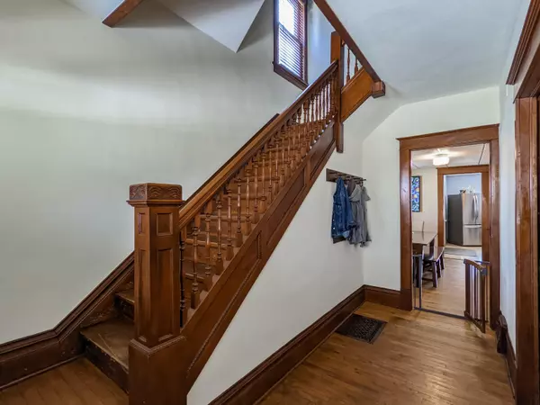 Oshkosh, WI 54901-5480,1353 CEAPE AVE