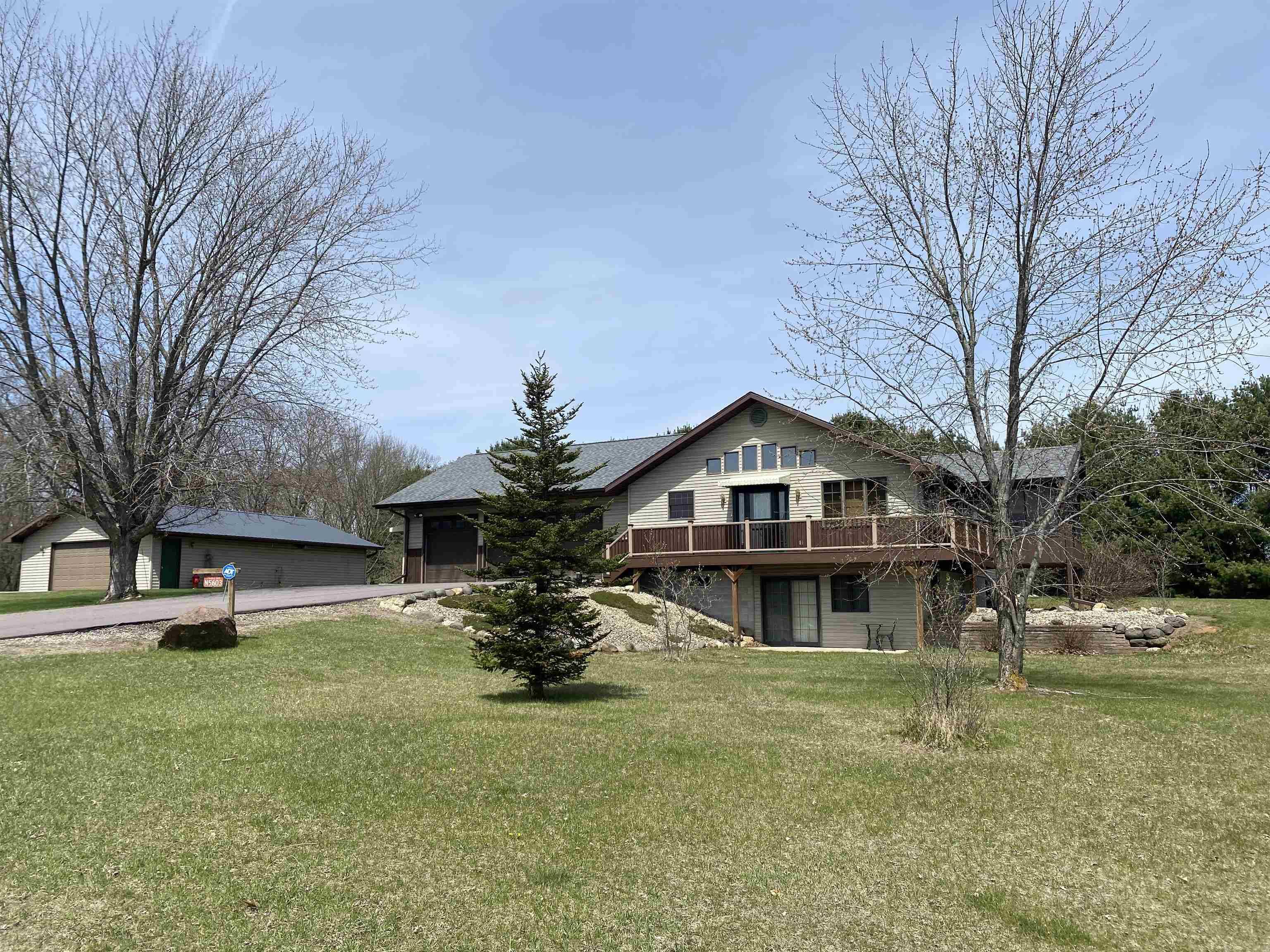 N5603 OAK TREE ACRES, Princeton, WI 54968