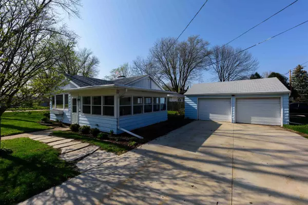 Oshkosh, WI 54901-3115,1506 E NEVADA AVE