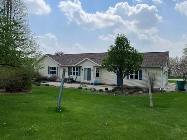 Green Lake, WI 54941,N5836 LAKEVIEW DR