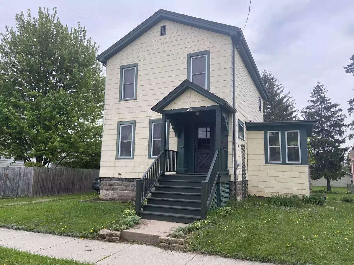 Oshkosh, WI 54901-4914,548 MADISON ST