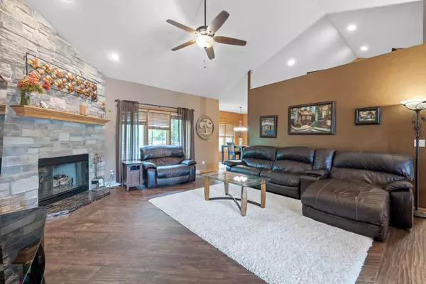 Franklin, WI 53132,3079 W YORKSHIRE CIR