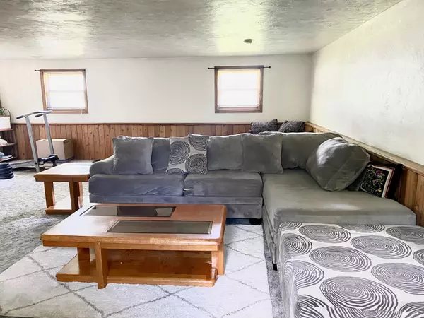 Green Bay, WI 54311,2536 GARDEN PARK TER