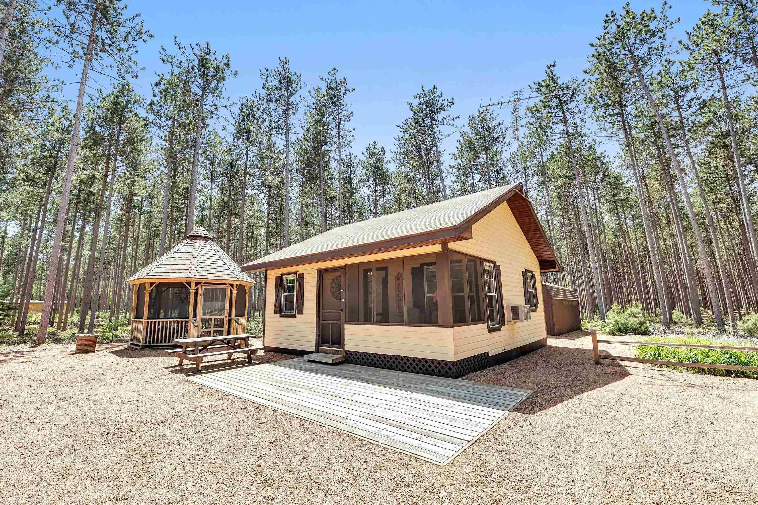 N6059 24TH AVE, Wild Rose, WI 54984
