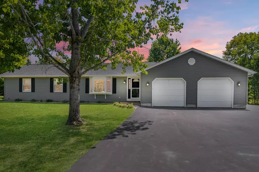 1639 HAZELWOOD DR, Sobieski, WI 54171