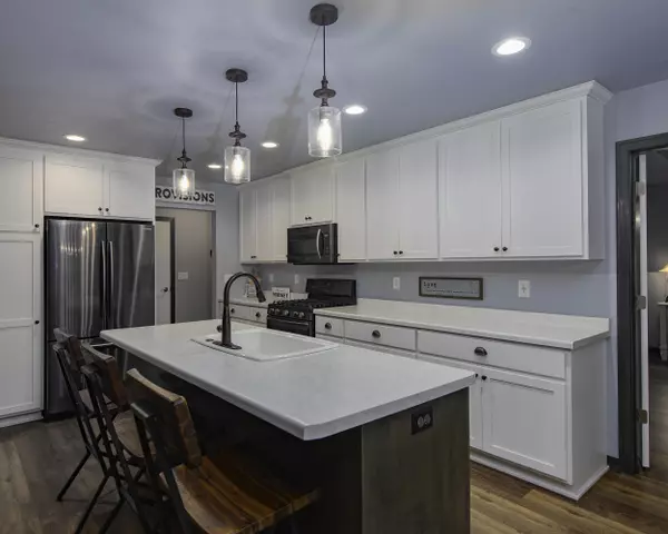 Sobieski, WI 54171-9729,717 MAPLE LEAF TRL