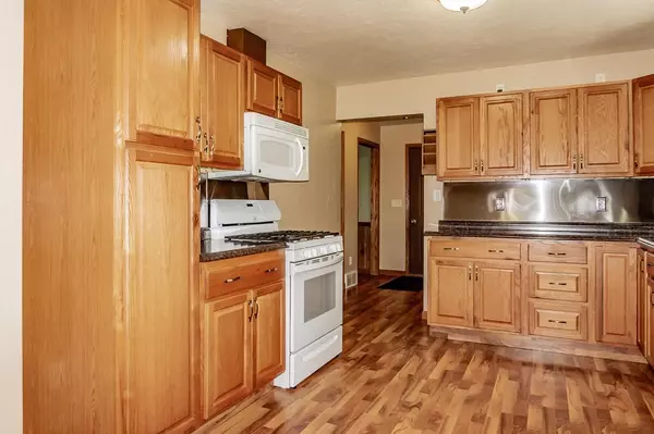New London, WI 54961-9182,1255 COUNTY ROAD S
