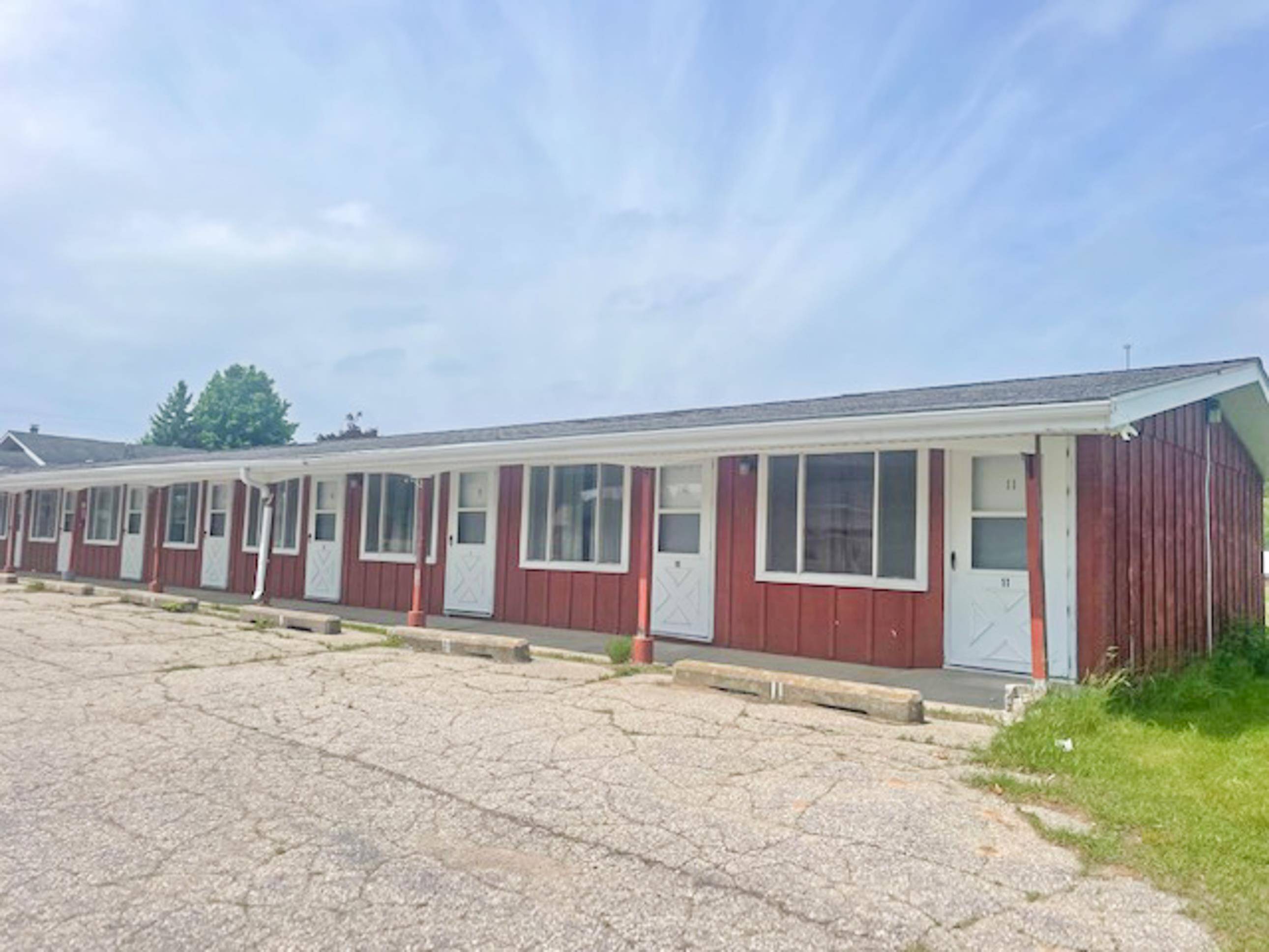 Wabeno, WI 54566,4454 N BRANCH ST