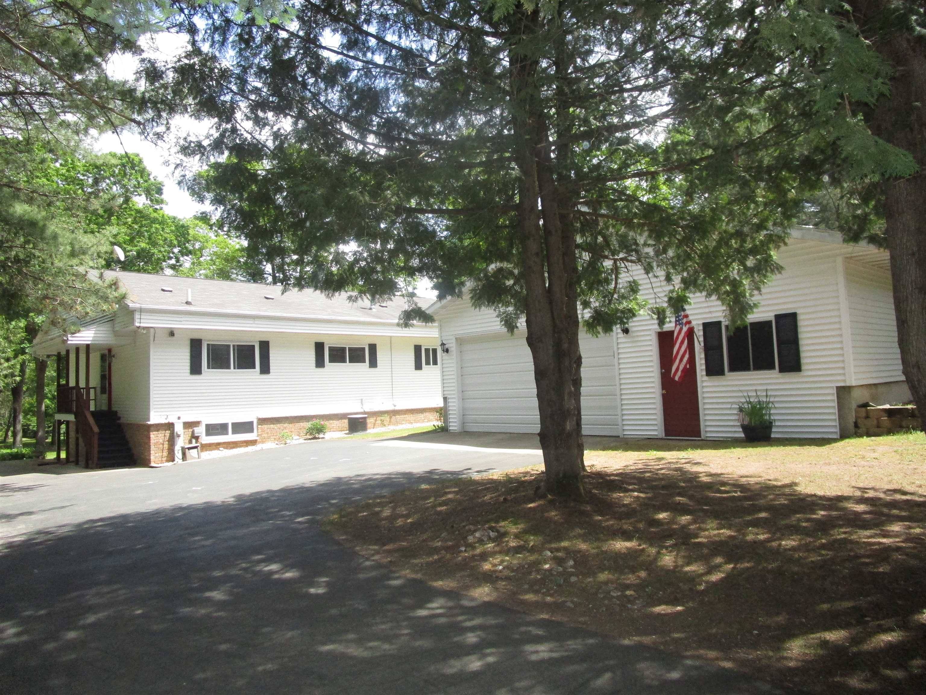 N1630 SPIRIT RIDGE RD, Keshena, WI 54135-9406
