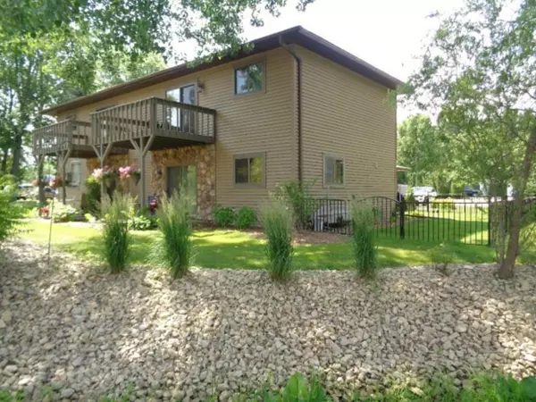 Cecil, WI 54111,203 MATTHEW LN