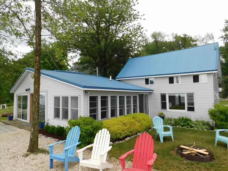 1295 S BAYSHORE RD, Brussels, WI 54204-0000