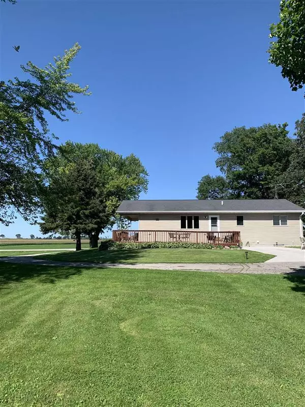 Pickett, WI 54964,382 COUNTY RD M