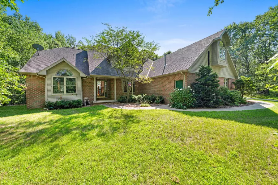 6183 NORTHERN LIGHTS LN, Sobieski, WI 54171