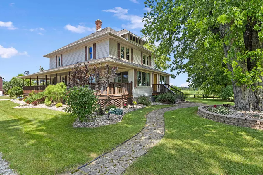 12102 SCHULTZ RD, Maribel, WI 54227-9710