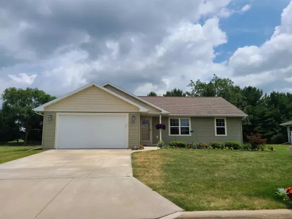 256 JASMINE DR, Berlin, WI 54923