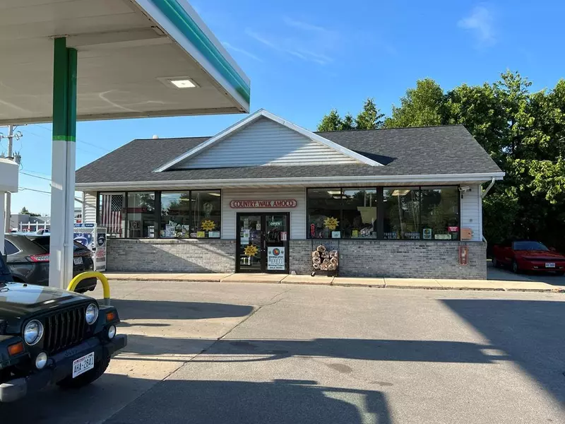 2431 BAY SHORE DR, Sister Bay, WI 54234