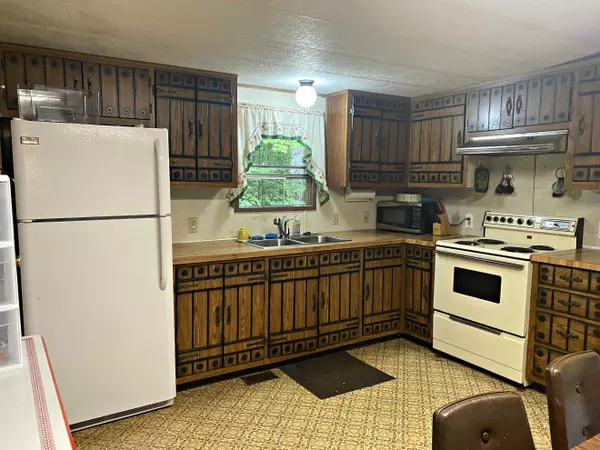 Armstrong Creek, WI 54103,2770 CITKO LN