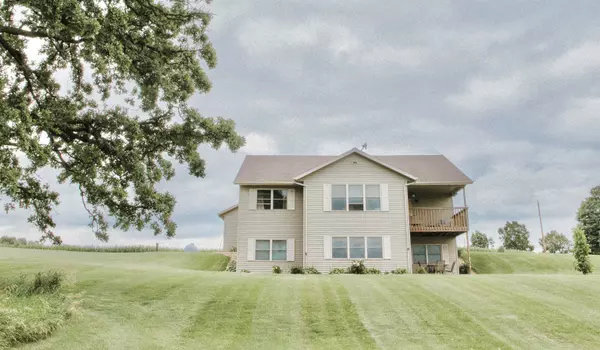 W2467 HILLTOP LN, Eden, WI 53019-1360