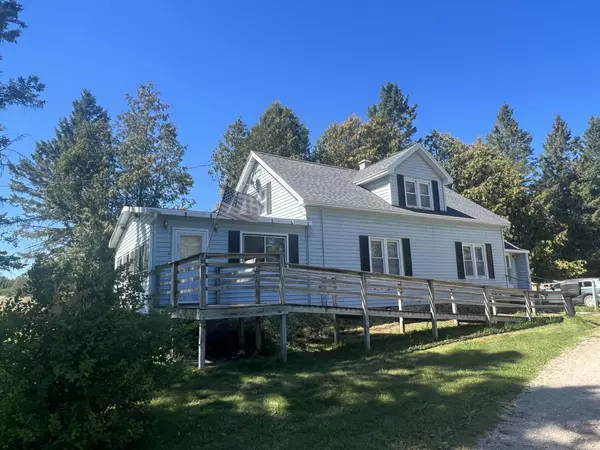 N12305 OLD US 41 RD, Daggett, MI 49821