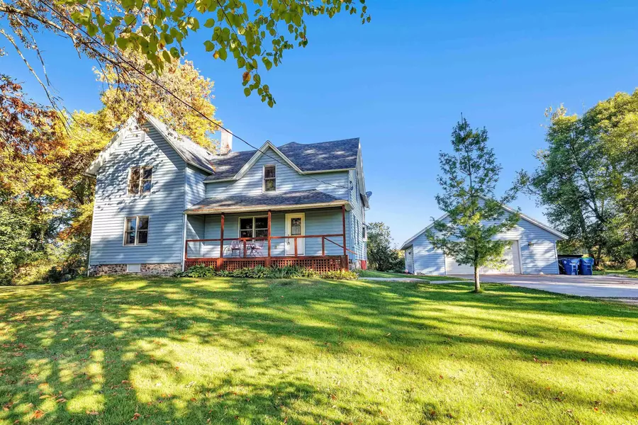 W4360 CALNIN RD, Black Creek, WI 54106