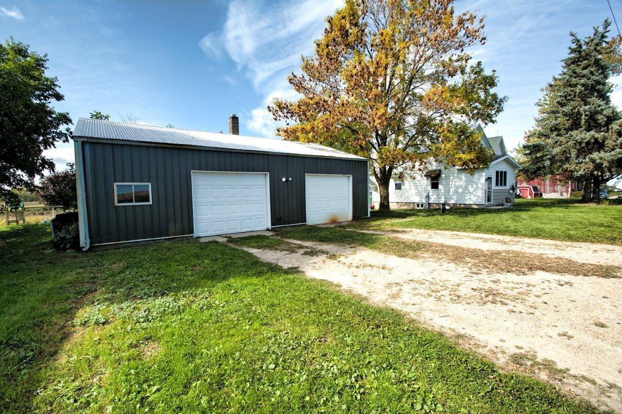 Greenleaf, WI 54126,6950 HOLLY MOR RD