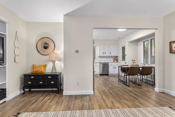 Appleton, WI 54914,610 STONEHEDGE LN #3A