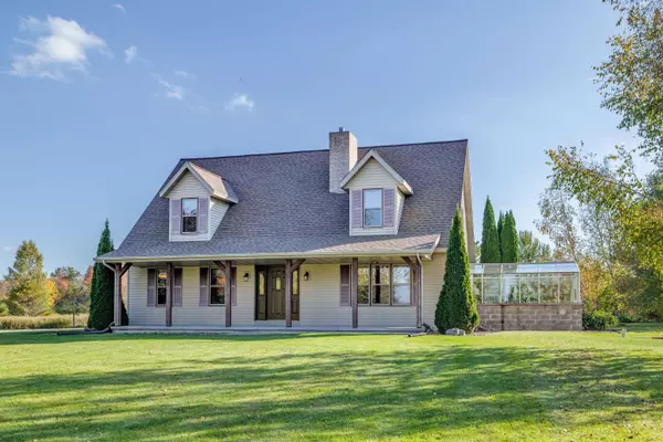 Pulaski, WI 54162-9633,9137 SOUTH CHASE RD