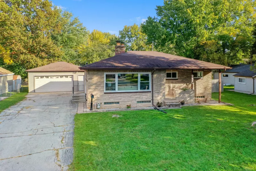 930 SHORT ST, Appleton, WI 54915