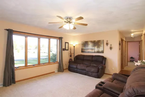 Fair Water, WI 53931,601 MARY LN