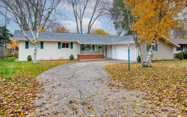 Appleton, WI 54915,2323 S BERRY DR