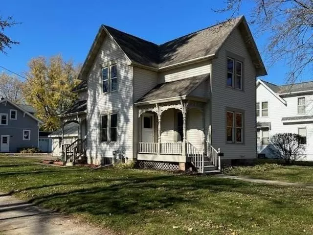 1103 N APPLETON ST, Appleton, WI 54911