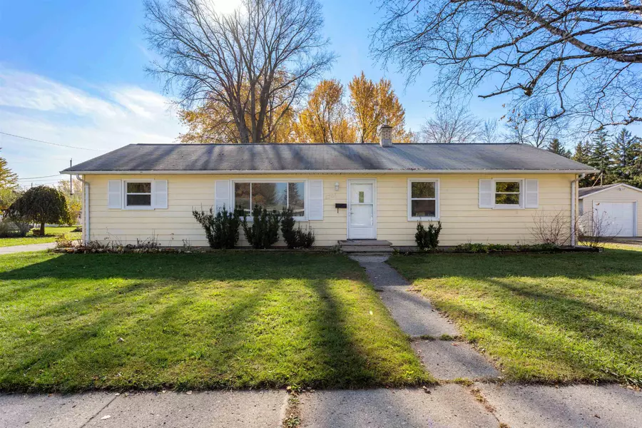 1701 E MELROSE AVE, Appleton, WI 54911-3318