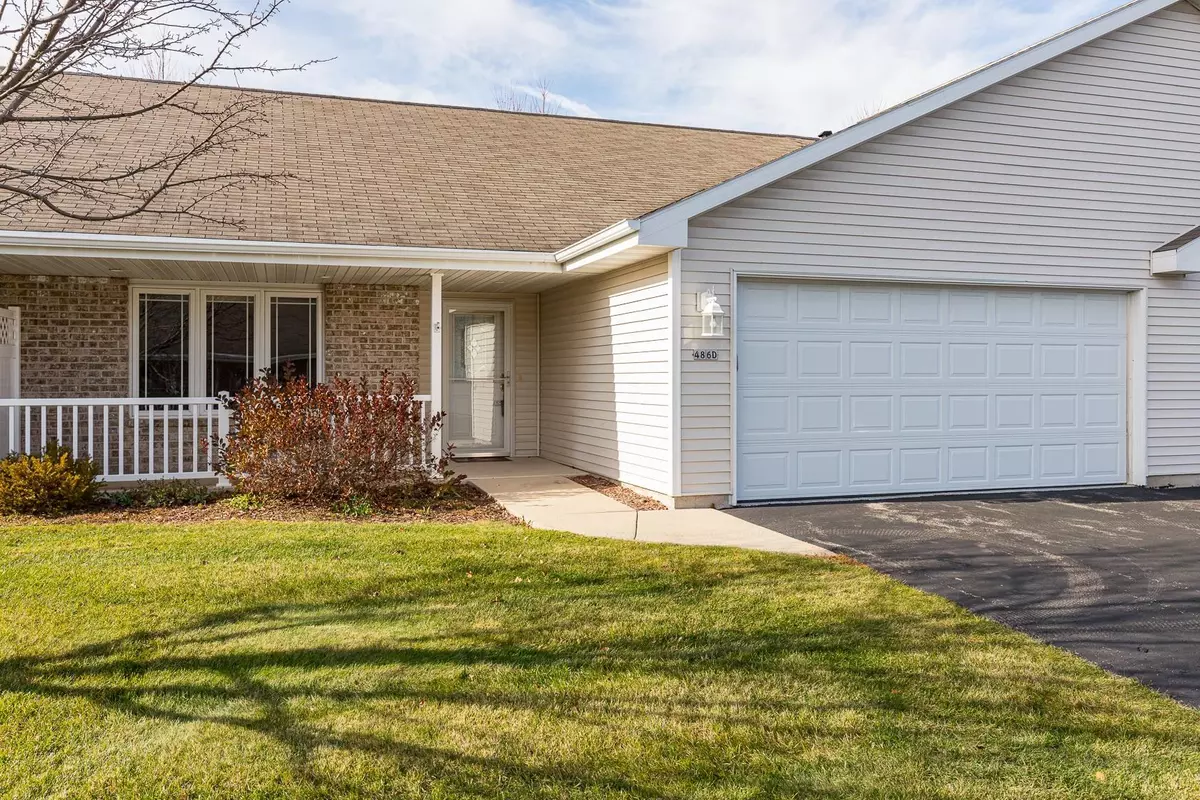 Oshkosh, WI 54904-8611,486 WYLDEWOOD DR #D