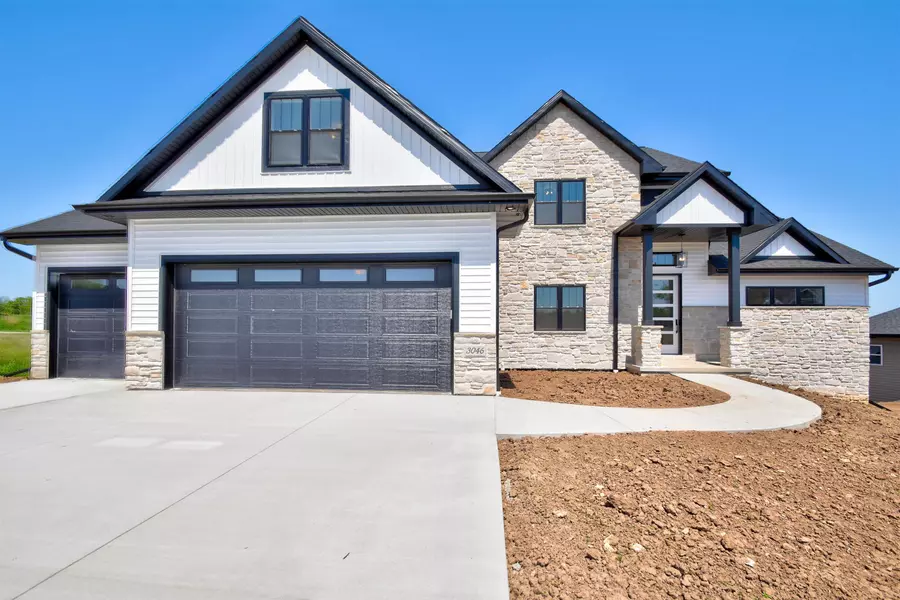 3046 STONE FENCE PL, Green Bay, WI 54311