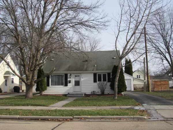 236 S JOHN ST, Neenah, WI 54956-2317