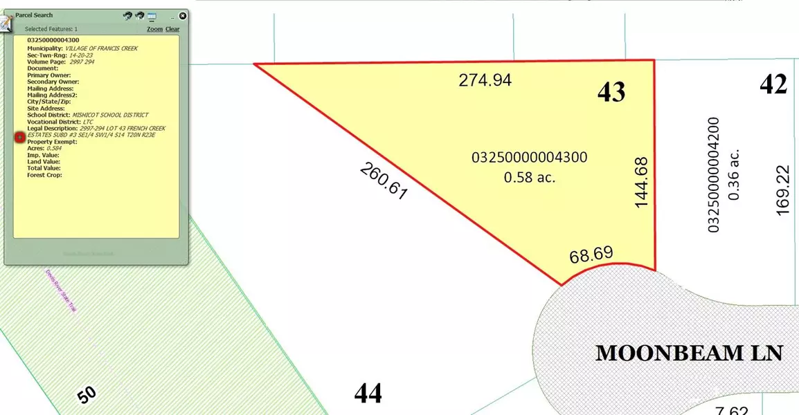 714 MOON BEAM LN #43, Francis Creek, WI 54214