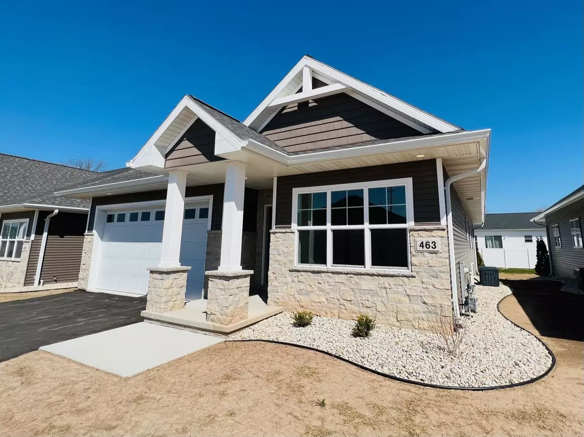 Kimberly, WI 54136-2702,463 PAPERMILL CIR