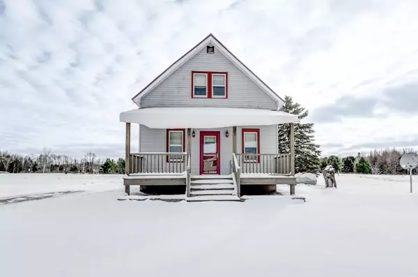 W4915 COUNTY ROAD 338, Wallace, MI 49893