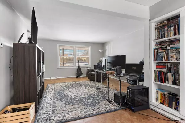 Green Bay, WI 54304,2191 PACKERLAND DR