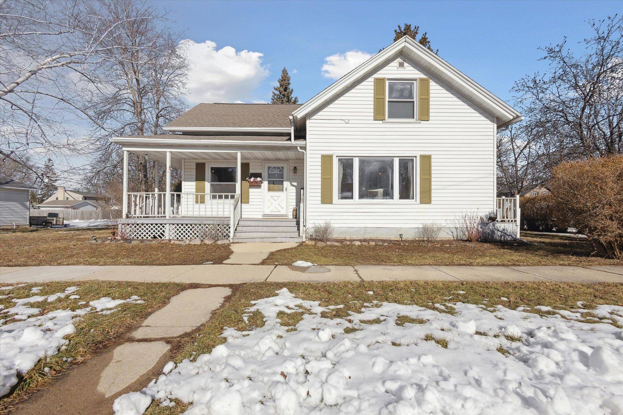 725 FULTON ST, De Pere, WI 54115-9999