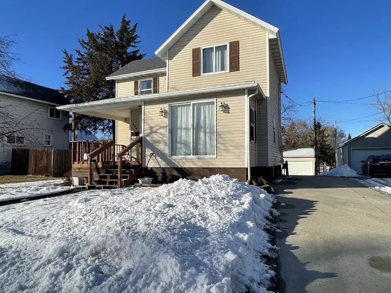 502 PARK ST, Beaver Dam, WI 53916