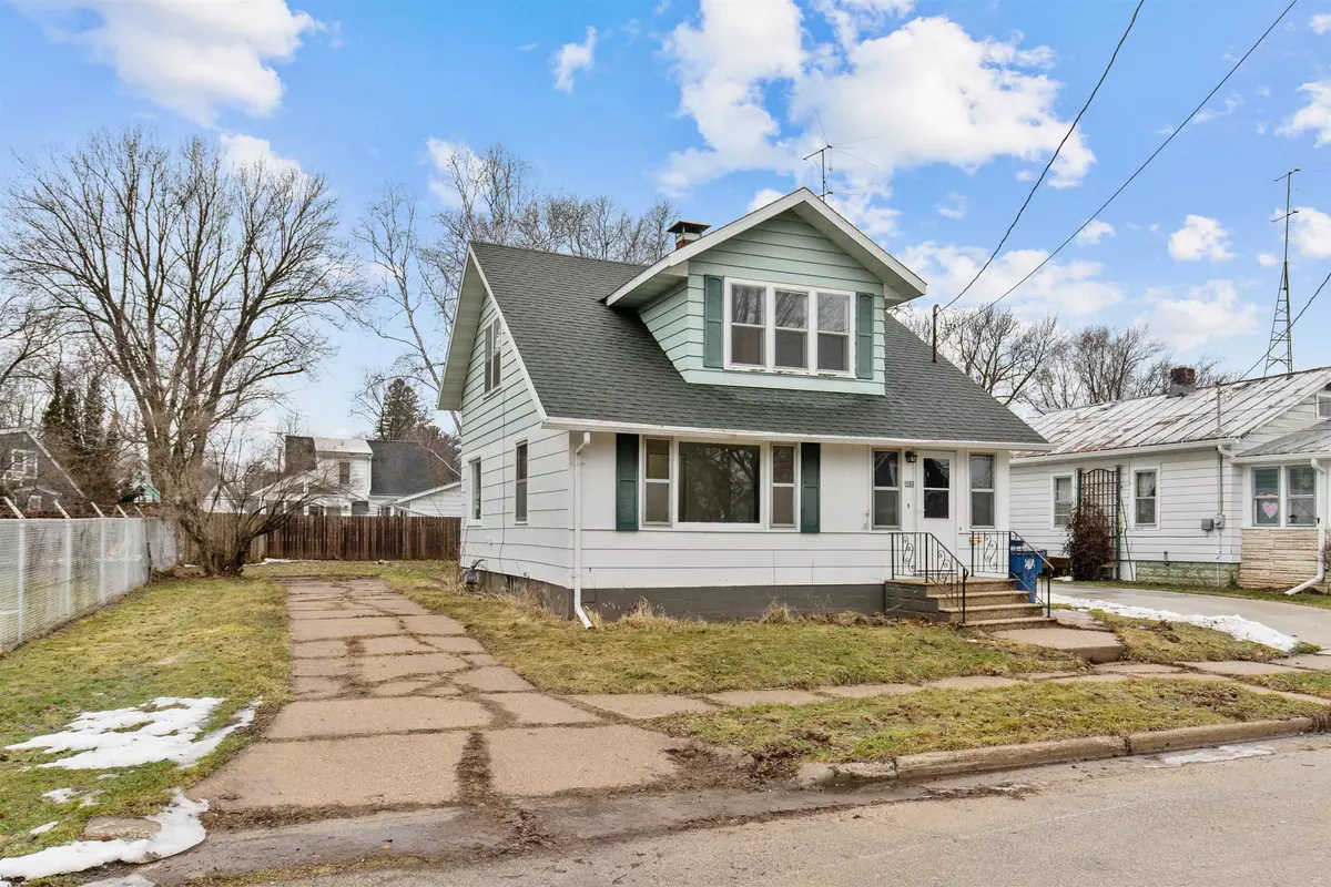 Clintonville, WI 54929,133 HARRIET ST