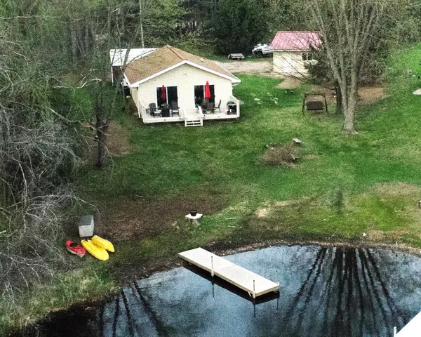 W6221 W SUNSET CT, Neshkoro, WI 54960