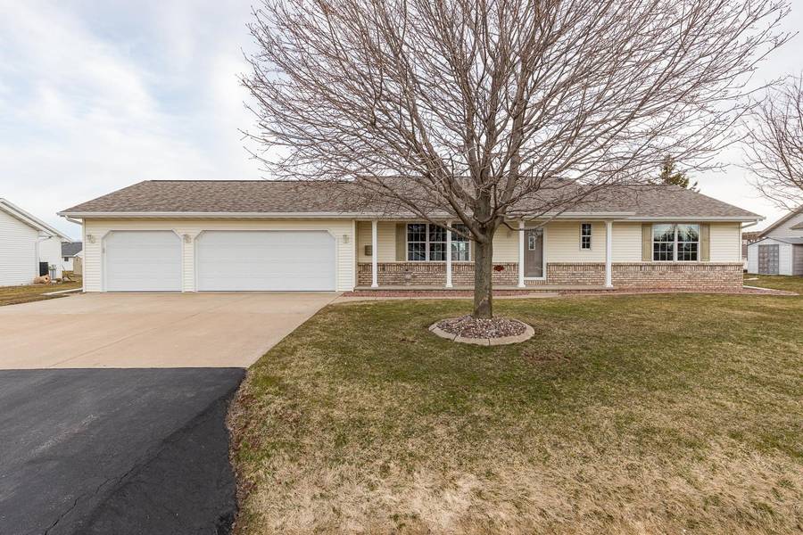 W5546 AMY AVE, Appleton, WI 54915