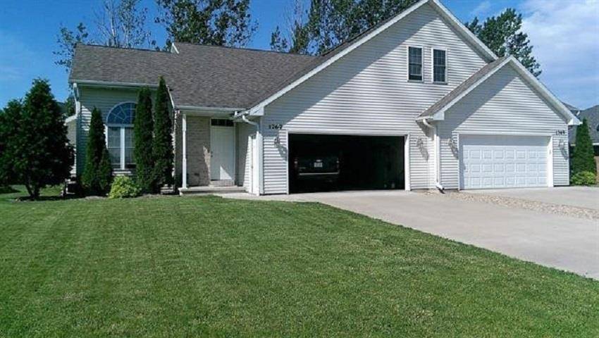 1767 BURGOYNE CT, De Pere, WI 54115-7412
