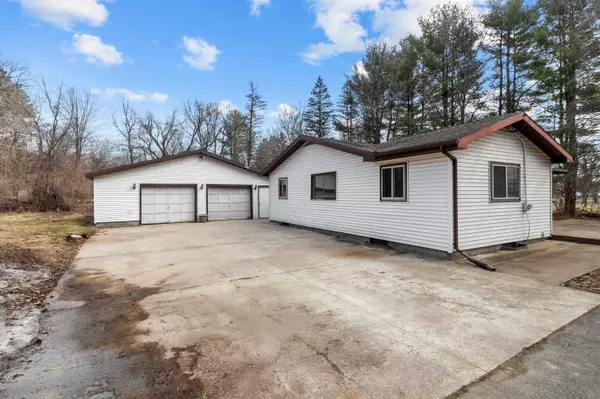 800 MAIN ST, Ogdensburg, WI 54962