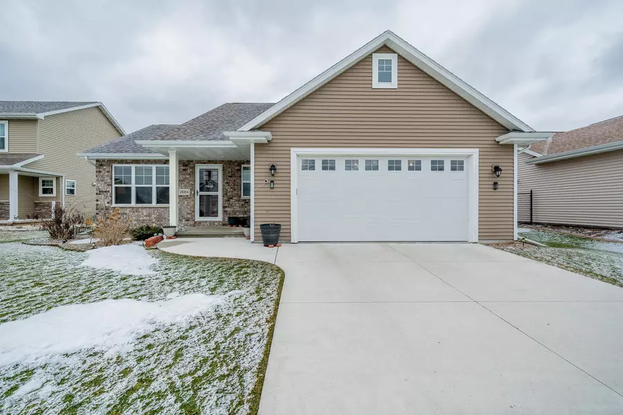 2664 CAVALRY LN, Neenah, WI 54956-5003