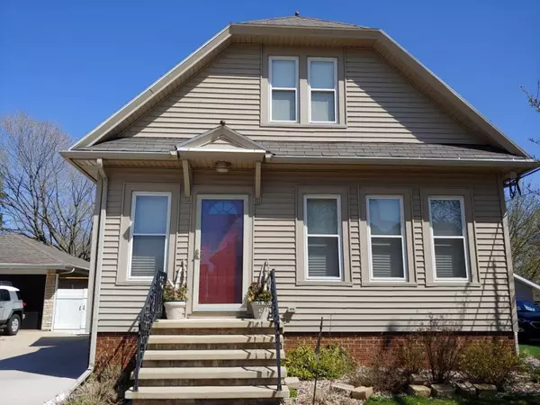 1718 JEFFERSON ST, Oshkosh, WI 54901