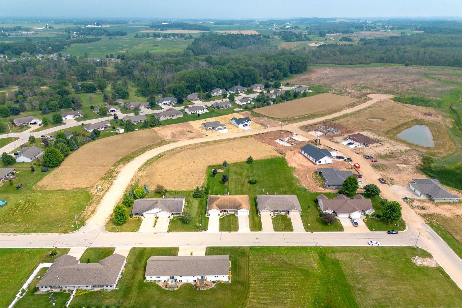 Brillion, WI 54110,525 RUSTIC RIDGE DR #6